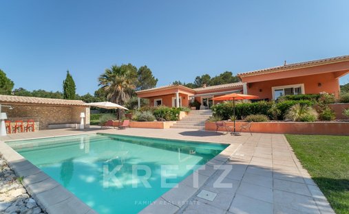 Villa à Garrigues, Nîmes, France 1