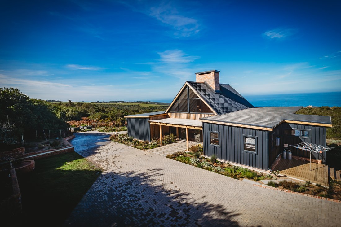 House in George, Western Cape, South Africa 2 - 18369052