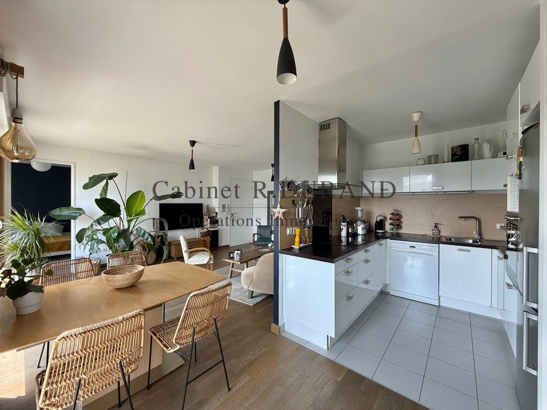 Apartment in Plateau-Grèves-Europe-Gare du Stade-Fossés Jean, Colombes, France 2 - 18369639