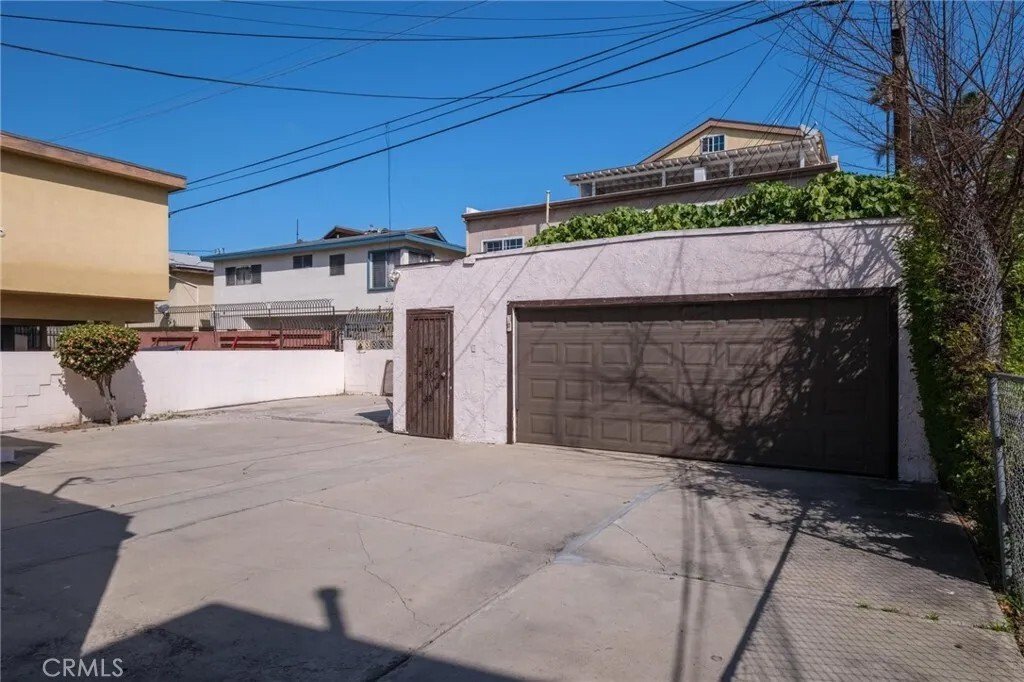 Los Angeles, California, United States 5 - 18366333