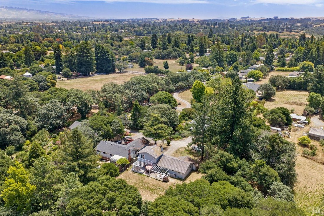 House in Sebastopol, California, United States 4 - 18369508