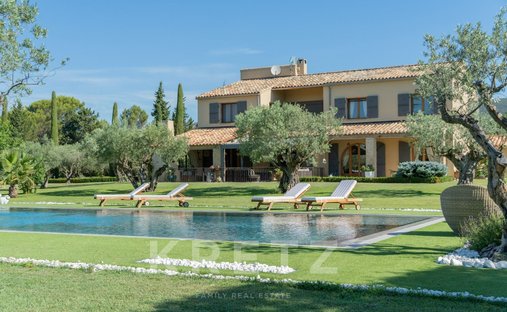 Maison à Lourmarin, Provence-Alpes-Côte d'Azur, France 1