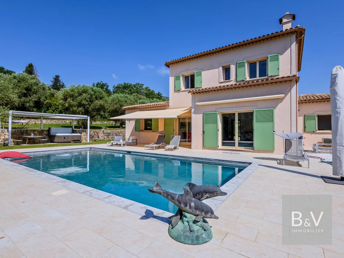 Villa in Grasse, Provence-Alpes-Côte d'Azur, France 3 - 18364117