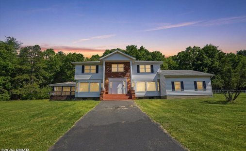 House in Cresco, Pennsylvania, United States 1