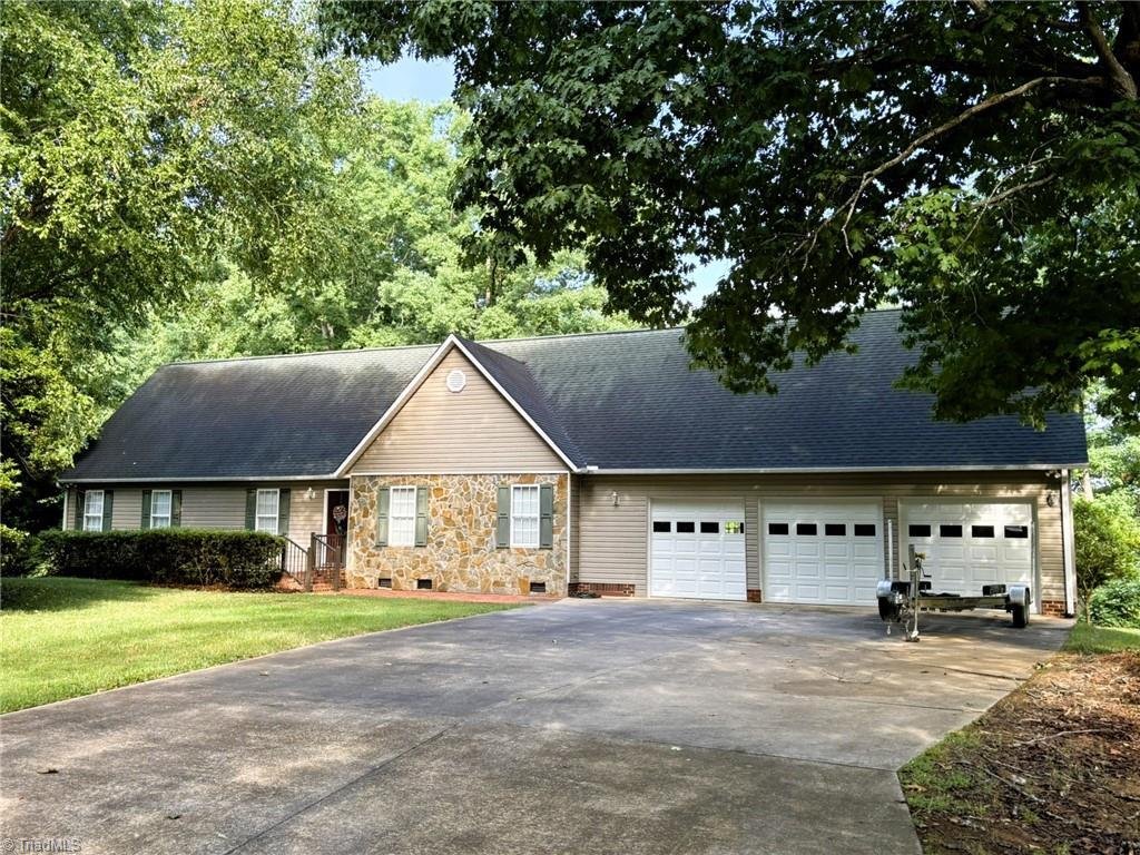 House in Mount Gilead, North Carolina, United States 1 - 18365986