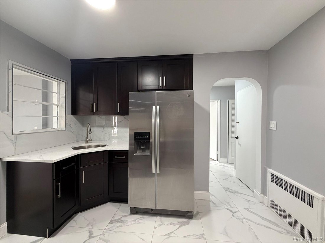 House in New York, New York, United States 3 - 18365273