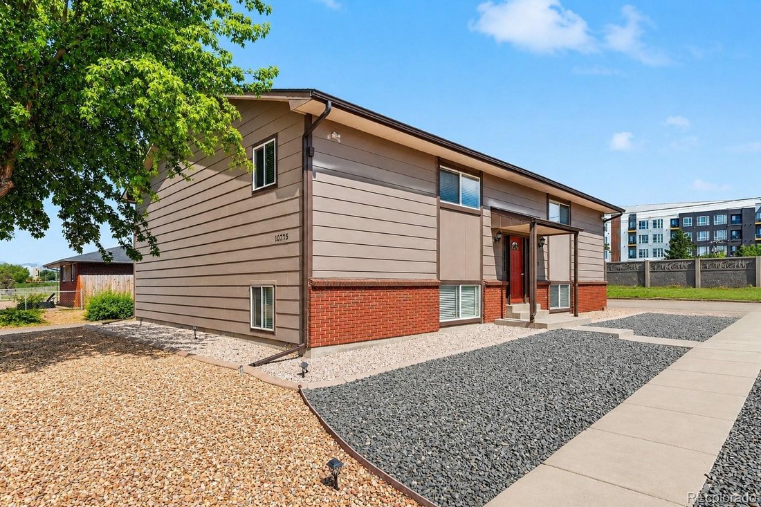 Lakewood, Colorado, United States 2 - 18365418
