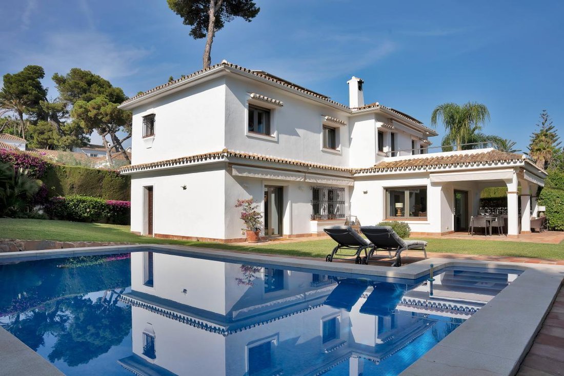 Villa in Marbella, Andalusia, Spain 2 - 18328299
