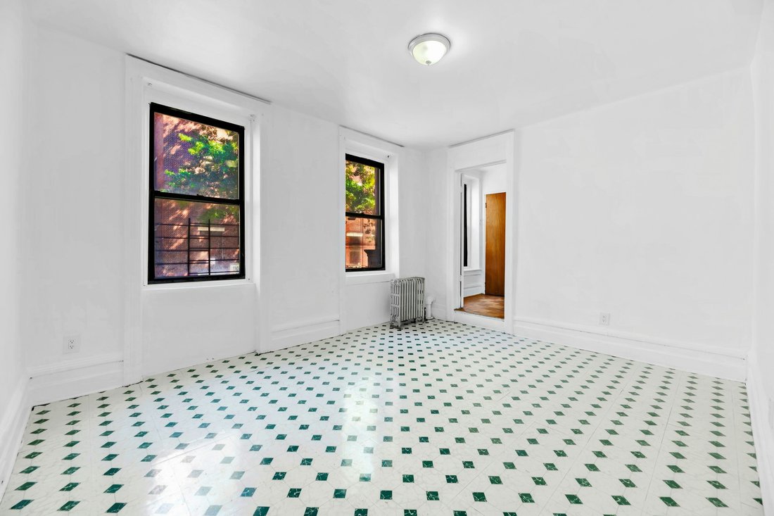 Co Op in New York, New York, United States 1 - 16747270