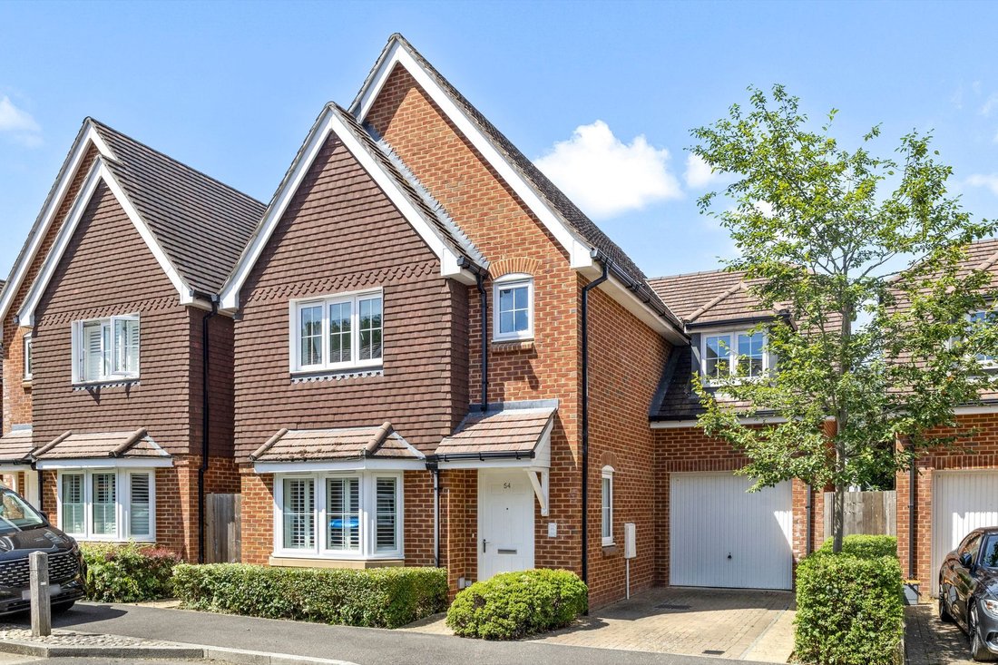 House in Okehurst, Billingshurst, England 1 - 18363768
