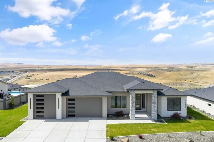 House in Kennewick, Washington, United States 1 - 18369563