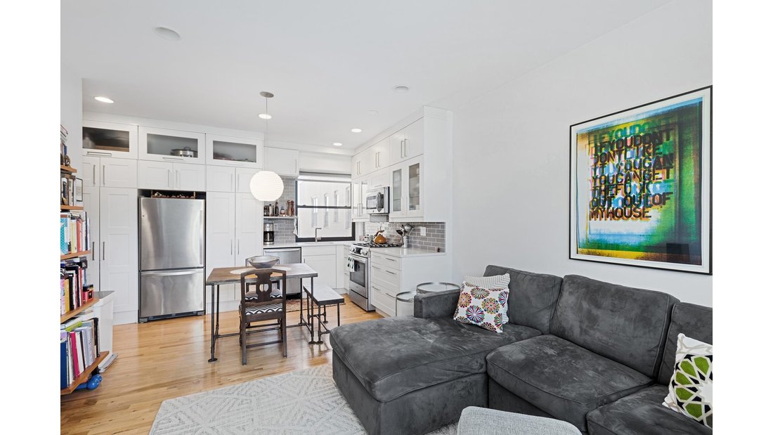 Co Op in New York, New York, United States 2 - 18366980