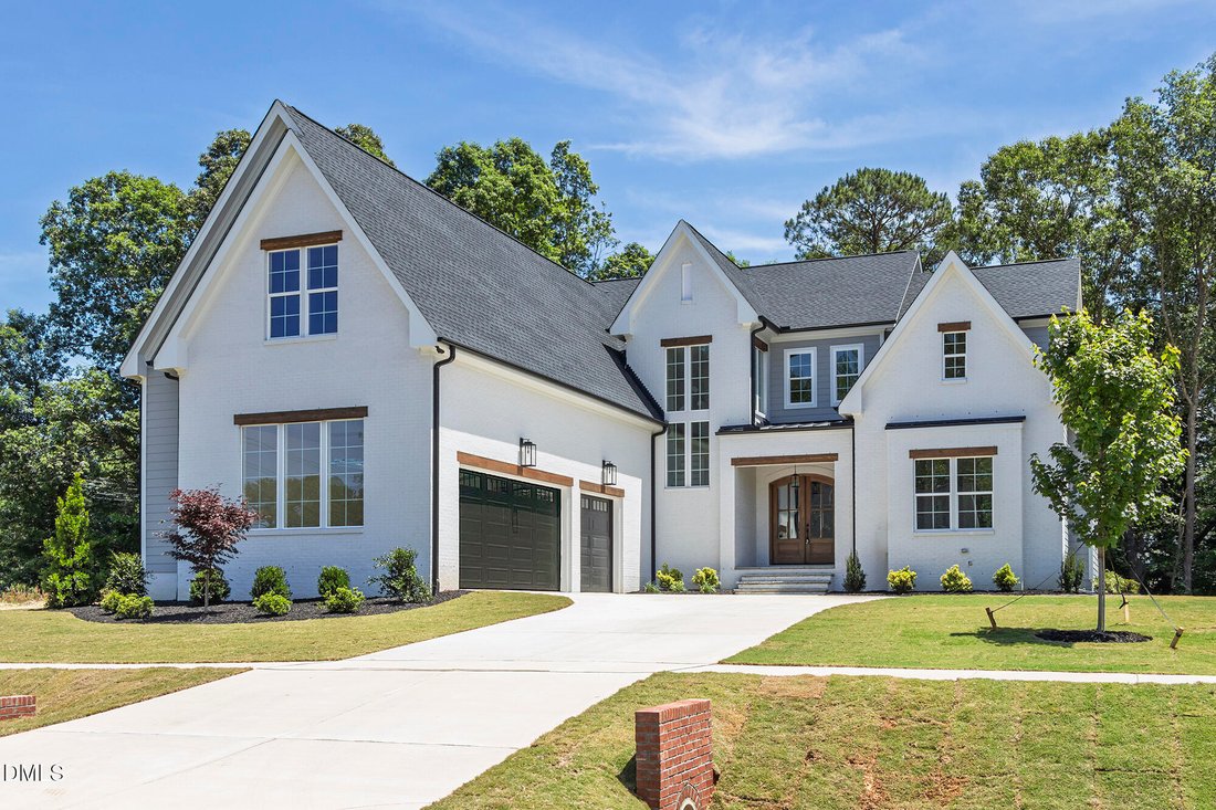 House in Fuquay-Varina, North Carolina, United States 2 - 18365375