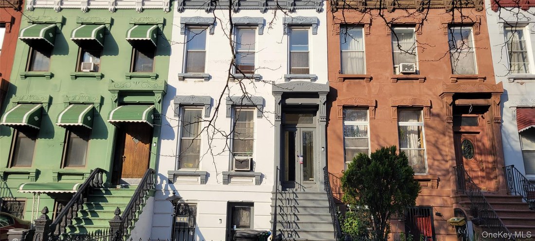 House in New York, New York, United States 1 - 18365256