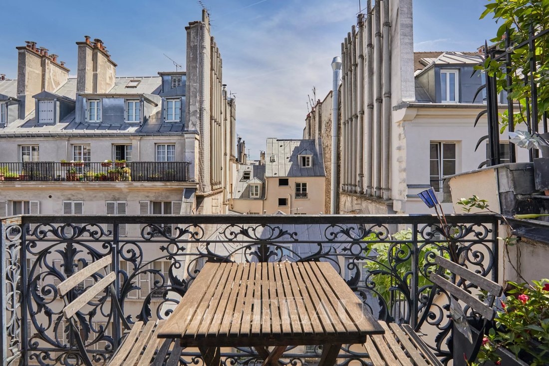 Apartment in Odéon, Paris 6e Arrondissement, Paris 1 - 18364141