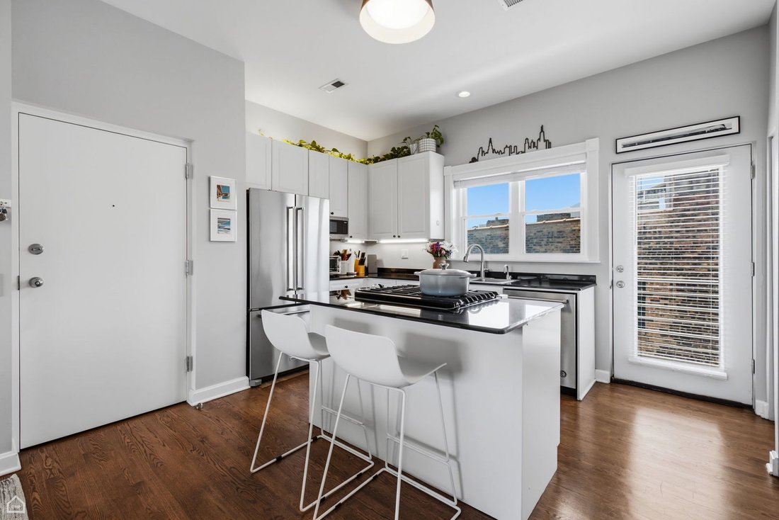 Condo in Chicago, Illinois, United States 4 - 18365604
