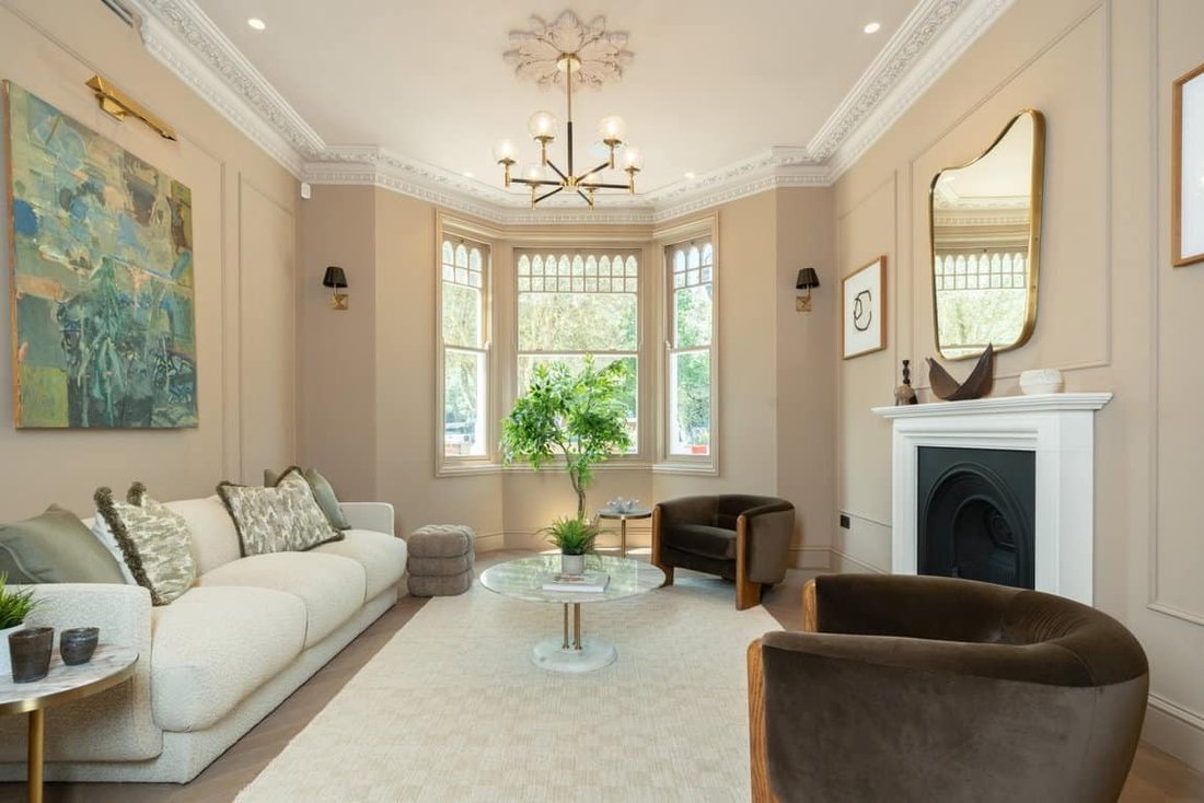 House in Queens Park, Brent, England 3 - 18364974