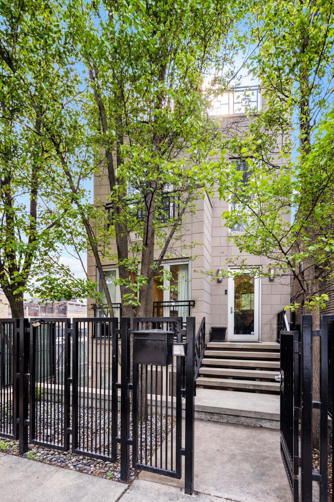 House in Chicago, Illinois, United States 1 - 18364505