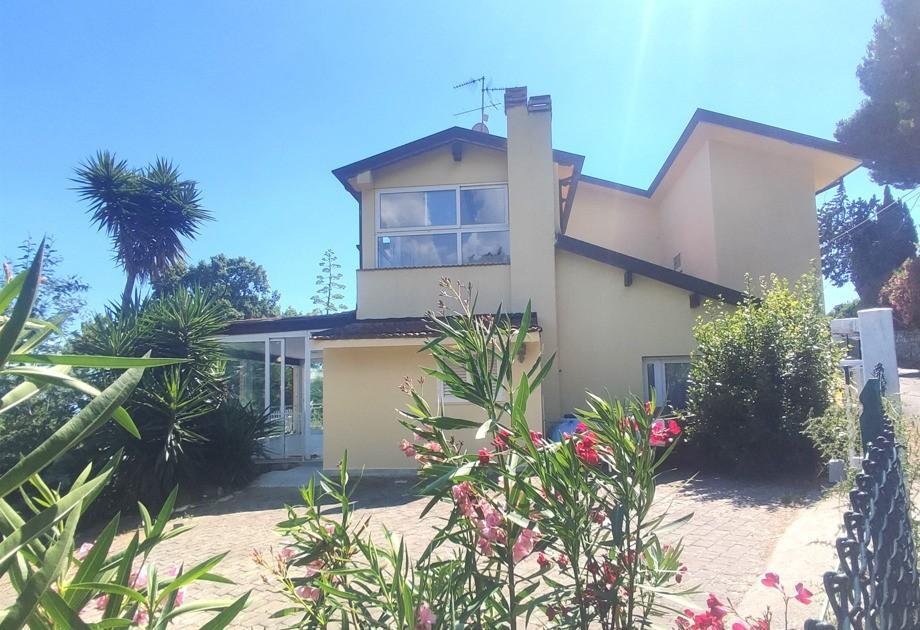 Villa in Massarosa, Tuscany, Italy 1 - 18366885