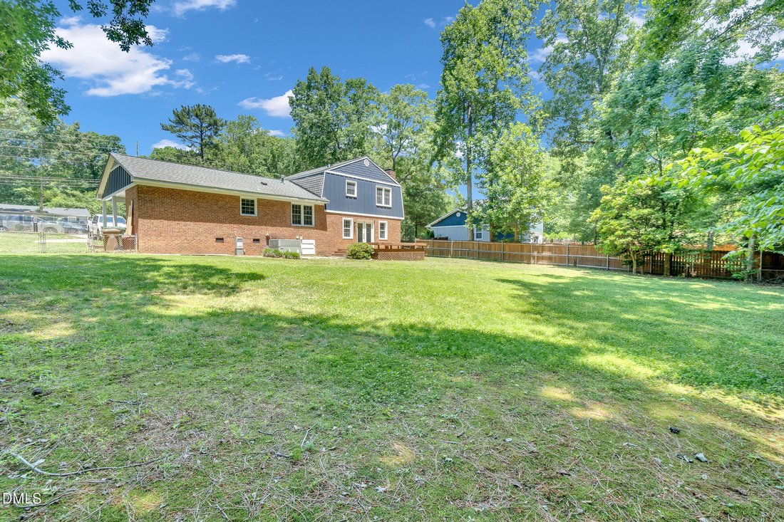House in Cary, North Carolina, United States 2 - 18365379