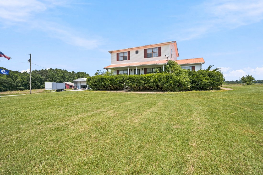 House in Section, Alabama, United States 3 - 18364373