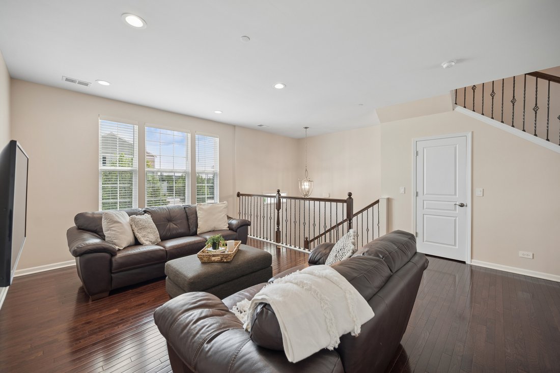 Townhouse in Glenview, Illinois, United States 4 - 18365629