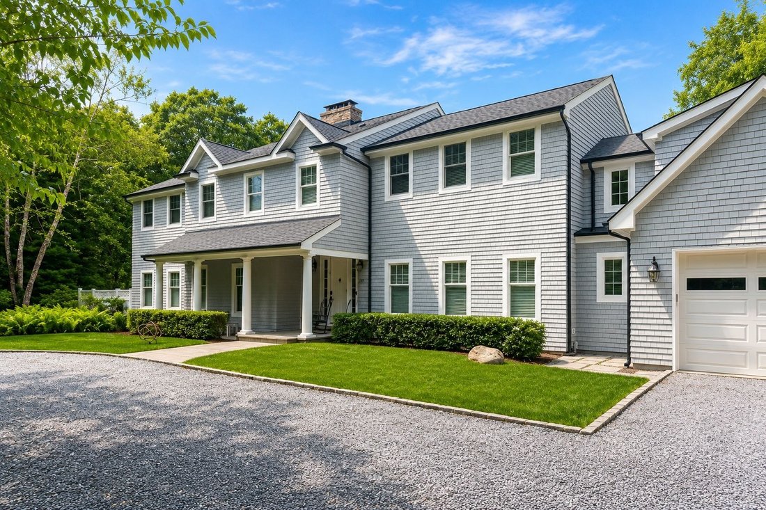 Sag Harbor, New York, United States 2 - 18366977