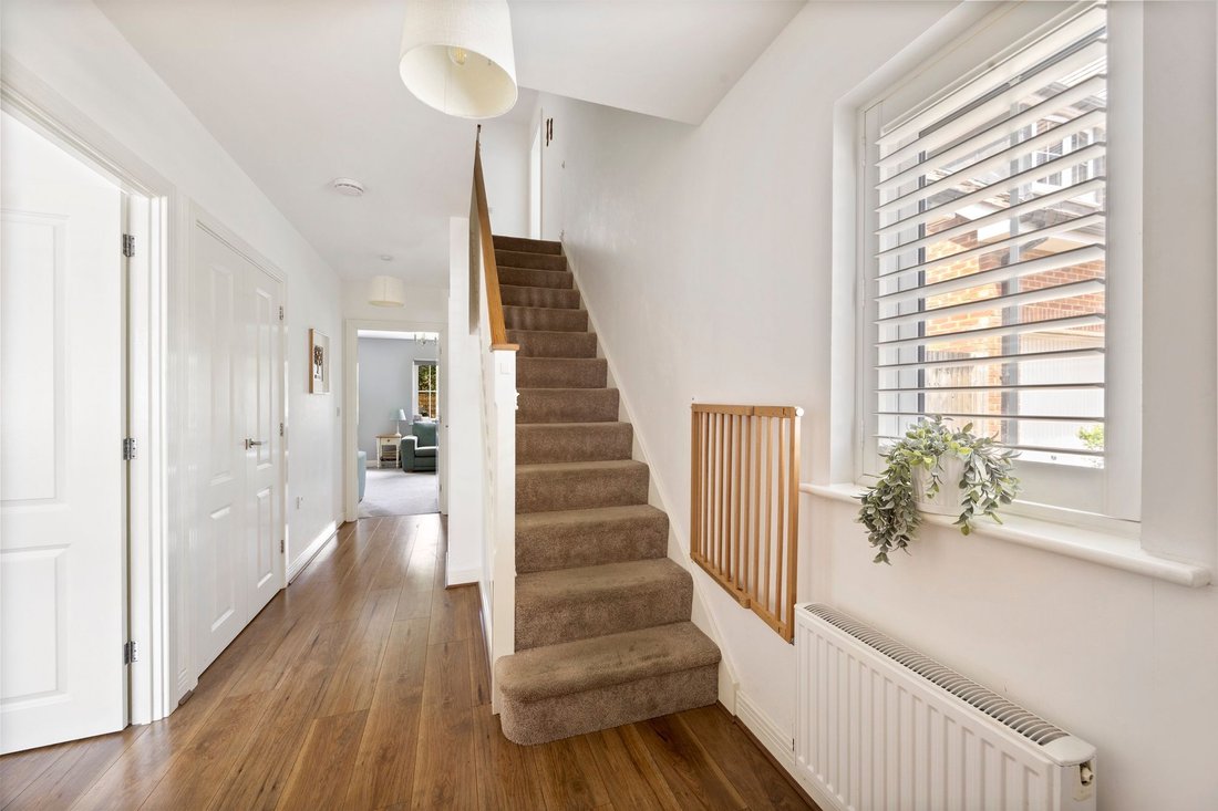 House in Okehurst, Billingshurst, England 5 - 18363768