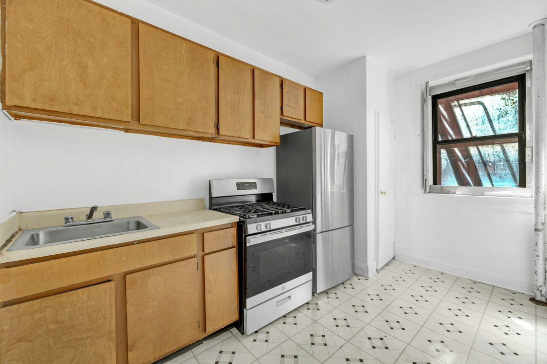 Co Op in New York, New York, United States 2 - 16747270