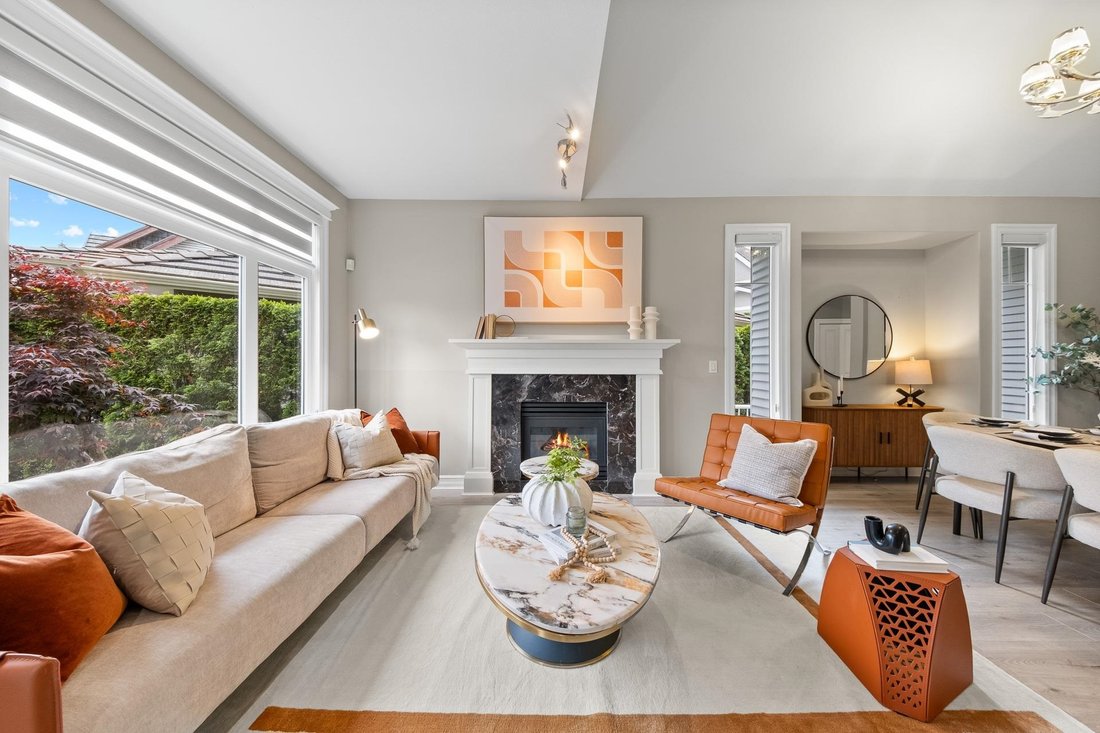House in Surrey, British Columbia, Canada 4 - 18369605