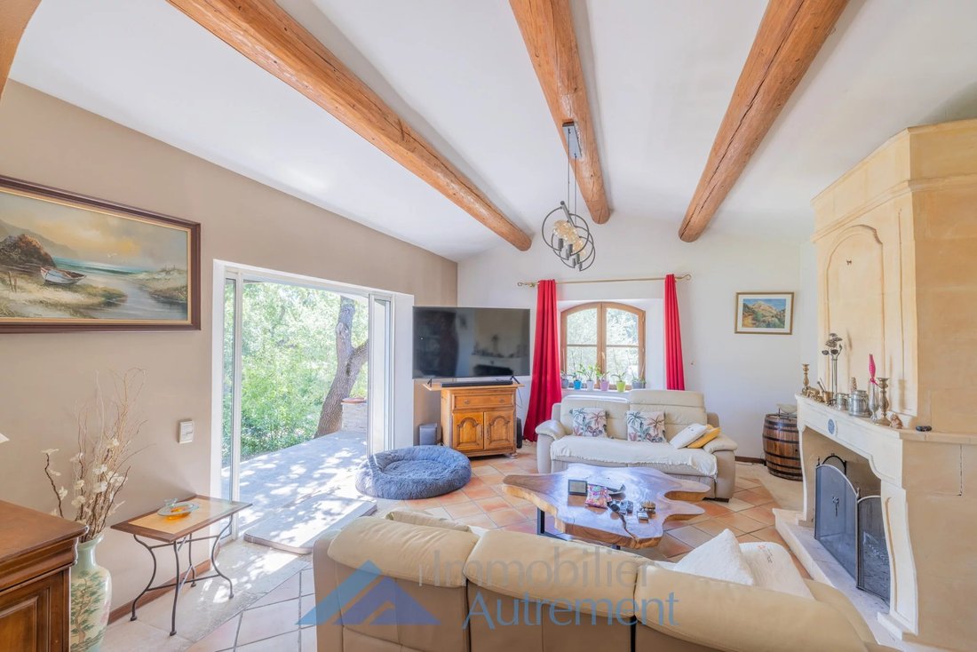 Villa in Le Puy-Sainte-Réparade, Provence-Alpes-Côte d'Azur, France 5 - 18367094