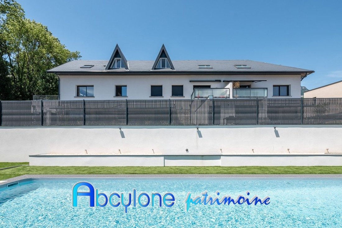 Apartment in Montbonnot-Saint-Martin, Auvergne-Rhône-Alpes, France 1 - 18369679
