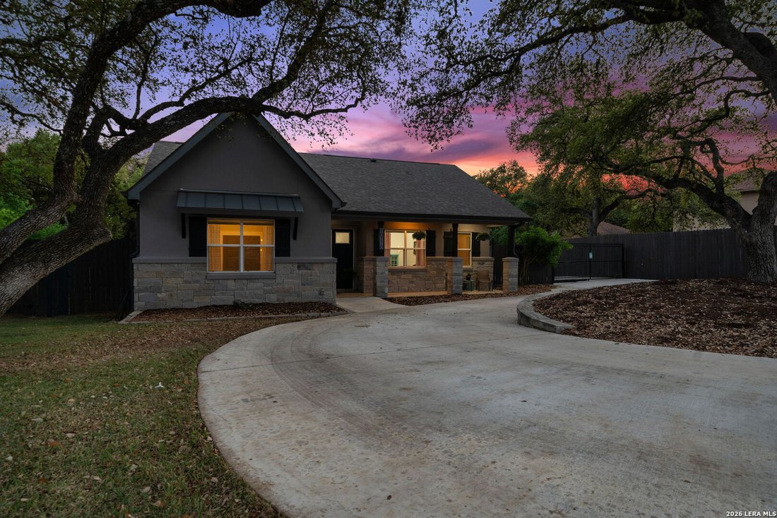 House in Helotes, Texas, United States 3 - 17674451