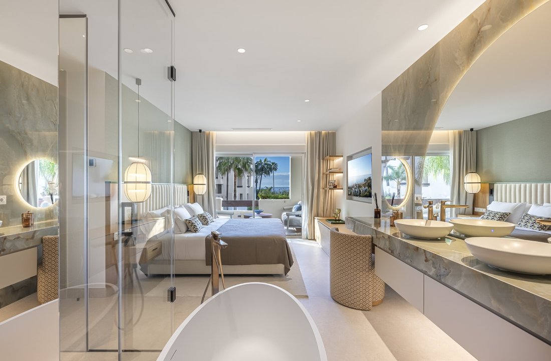 Apartment in Estepona, Andalusia, Spain 5 - 18365255