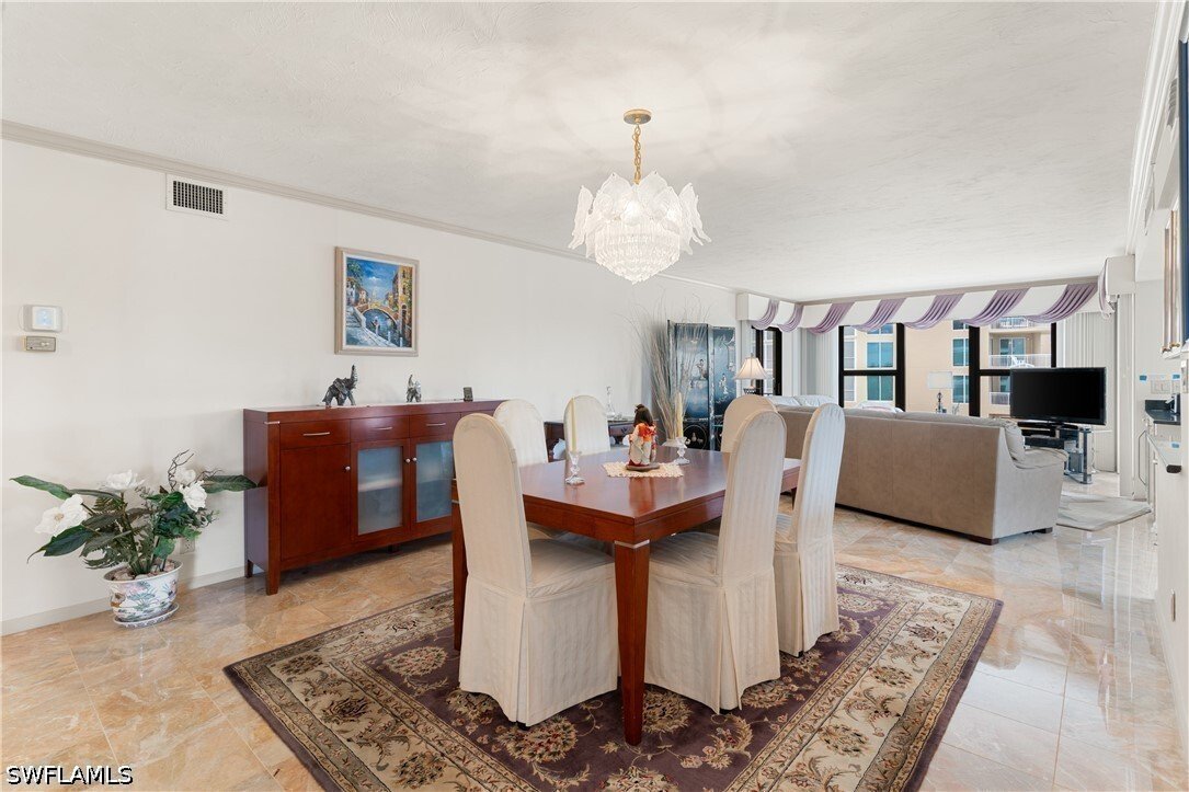 Condo in Naples, Florida, United States 1 - 18366091