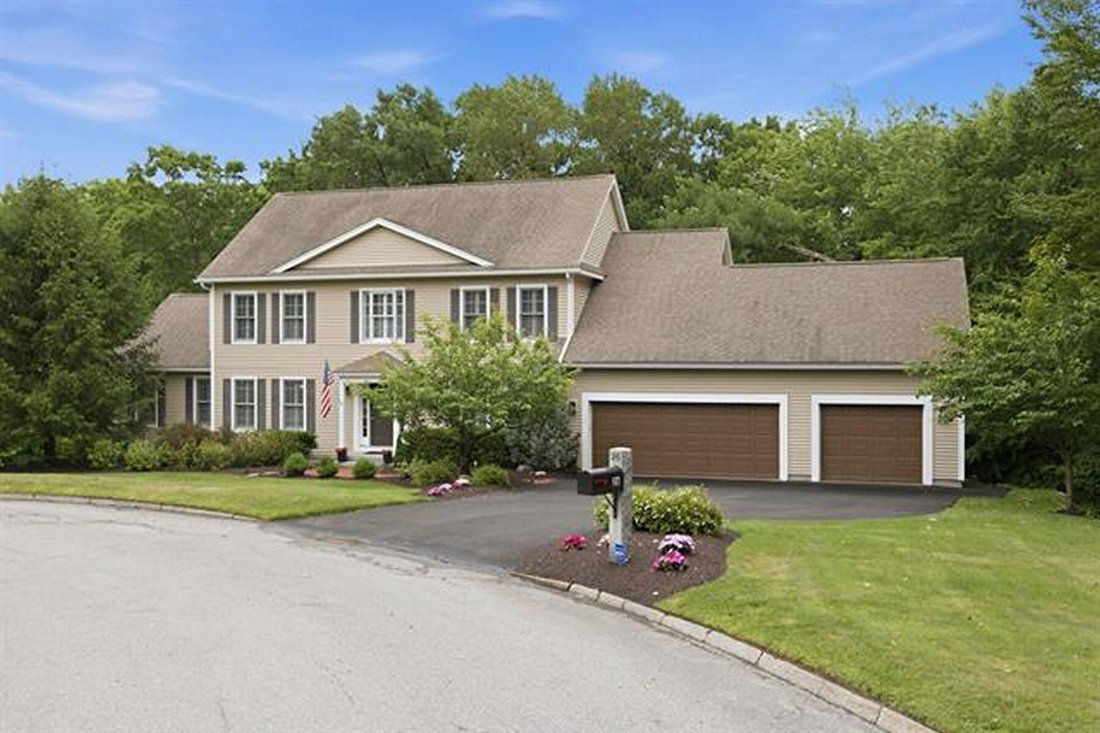 House in Concord, New Hampshire, United States 2 - 18364471