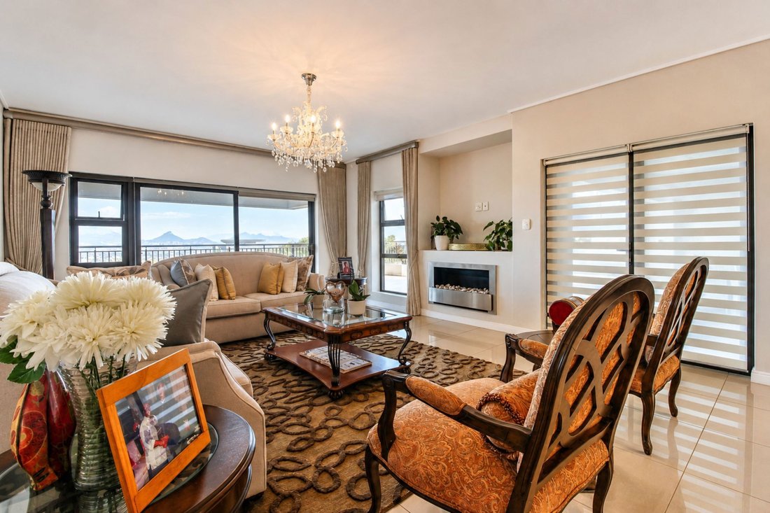 House in Cape Town, Western Cape, South Africa 4 - 18365015