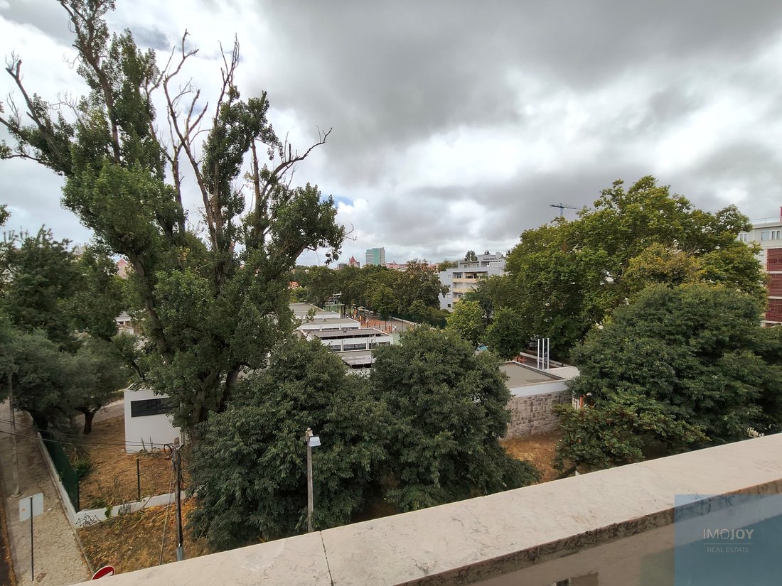 Apartment in Alvalade, Lisbon, Portugal 4 - 18367332