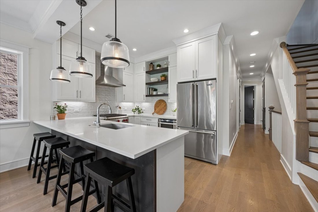 Condo in Chicago, Illinois, United States 4 - 18365621