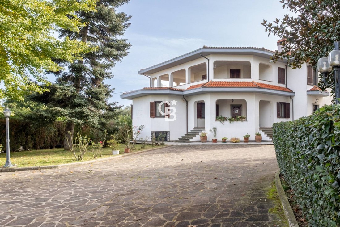 Villa in Monterazzano, Viterbo, Lazio 1 - 18369482