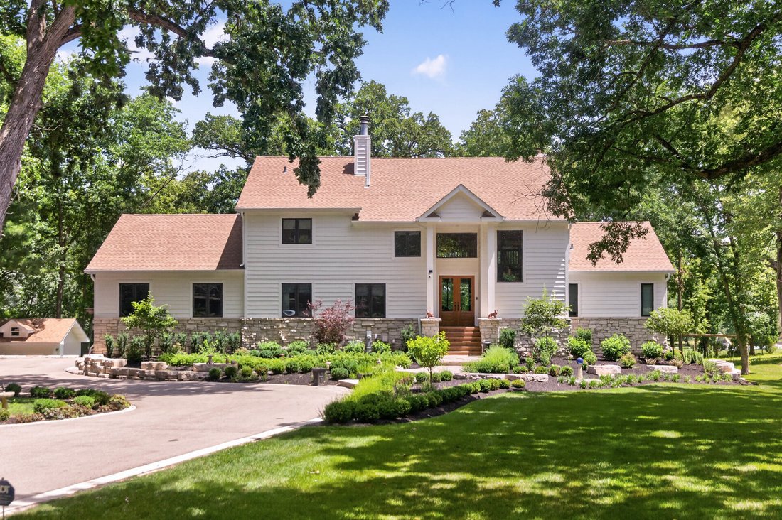 House in Campton Hills, Illinois, United States 1 - 18364022