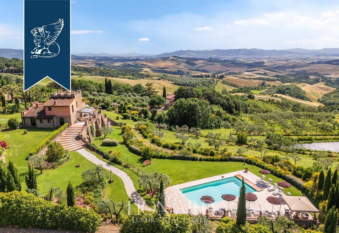 Villa in Laterina Pergine Valdarno, Tuscany, Italy 1 - 18367253