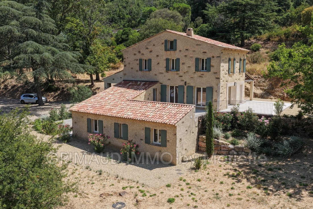 Villa in La Garde-Freinet, Provence-Alpes-Côte d'Azur, France 1 - 18363976