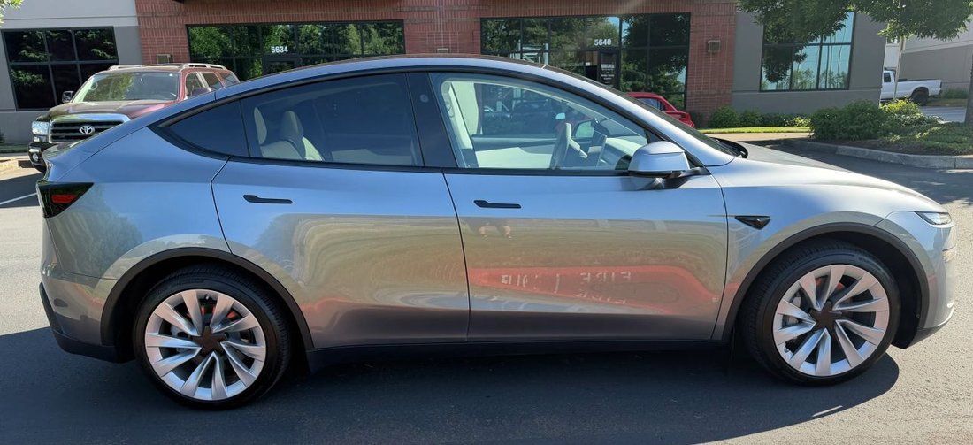 Suv in Hillsboro, OR, United States 5 - 17840411