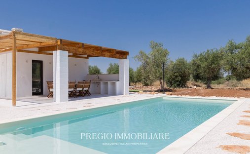 Villa in Castellana Grotte, Apulia, Italy 1