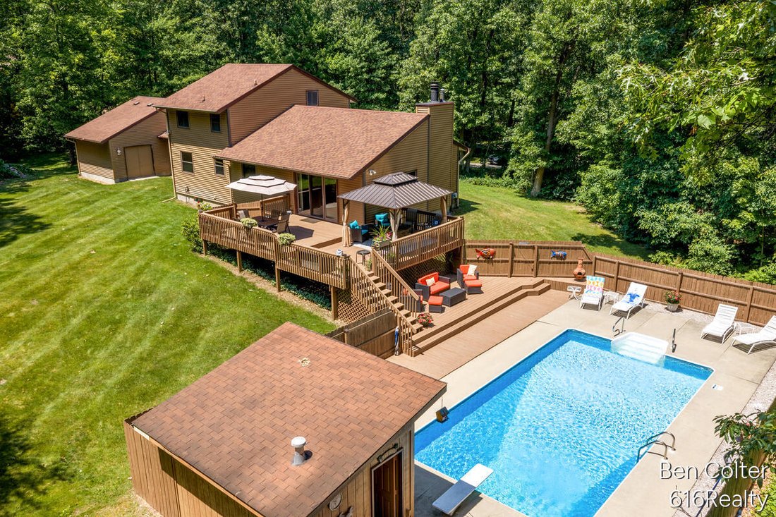 House in Lowell, Michigan, United States 1 - 18366804