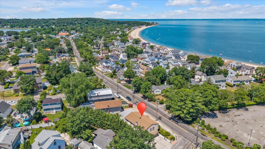 House in Bayville, New York, United States 3 - 18366973