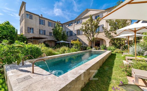 Maison à Saint-Rémy-de-Provence, Provence-Alpes-Côte d'Azur, France 1