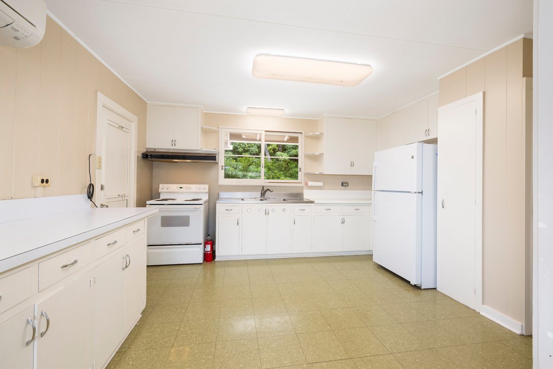 House in Honolulu, Hawaii, United States 5 - 18366831