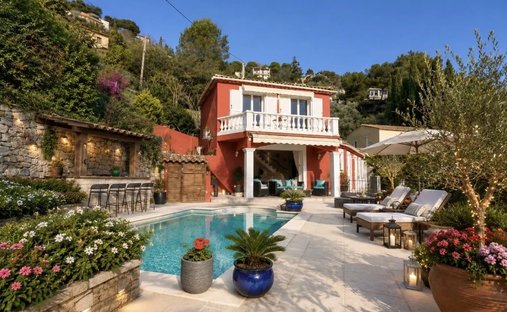 Maison à La Turbie, Provence-Alpes-Côte d'Azur, France 1